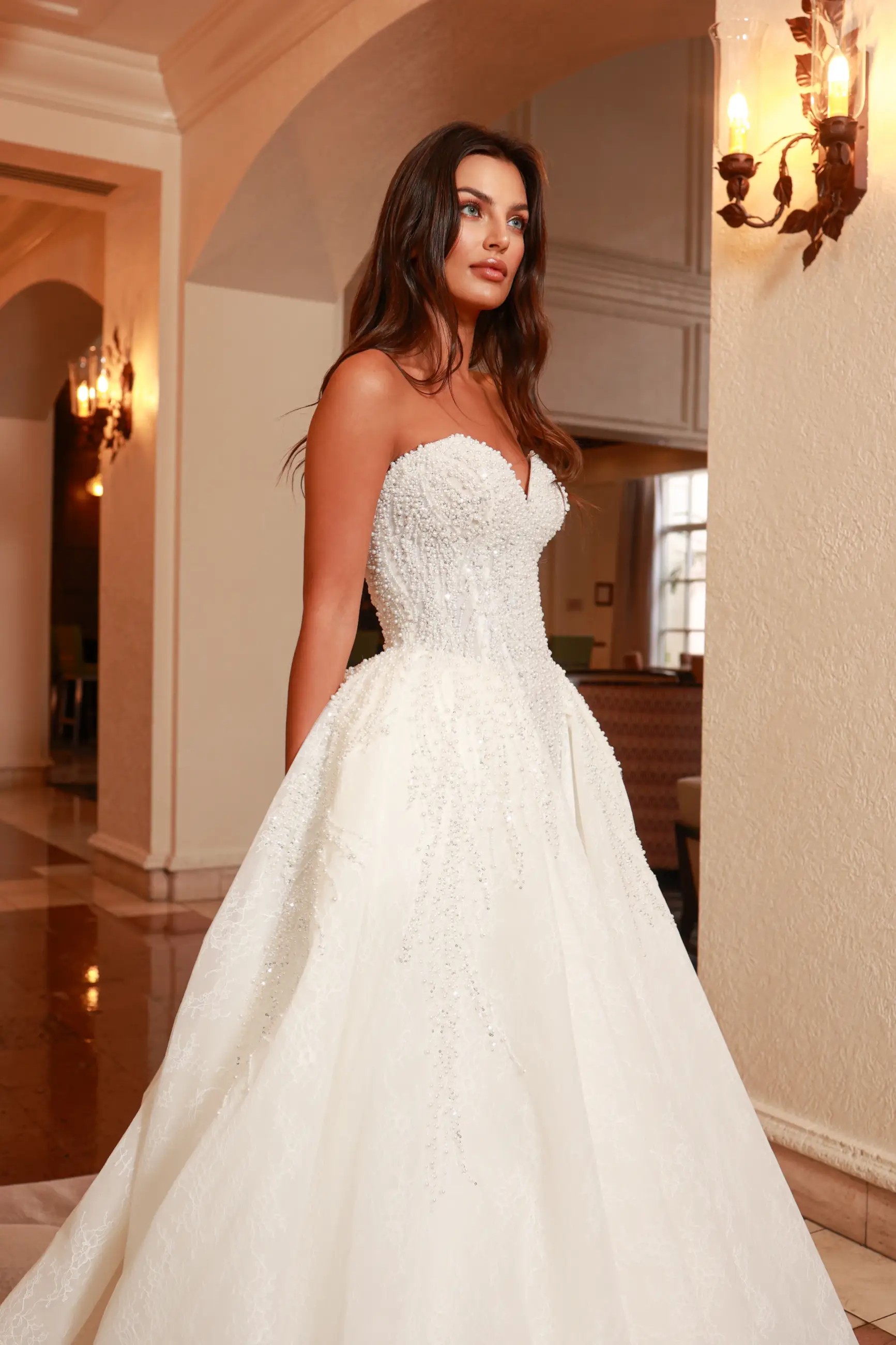 Che Bella: Zakaa Couture Trunk Show Sale Trunkshow